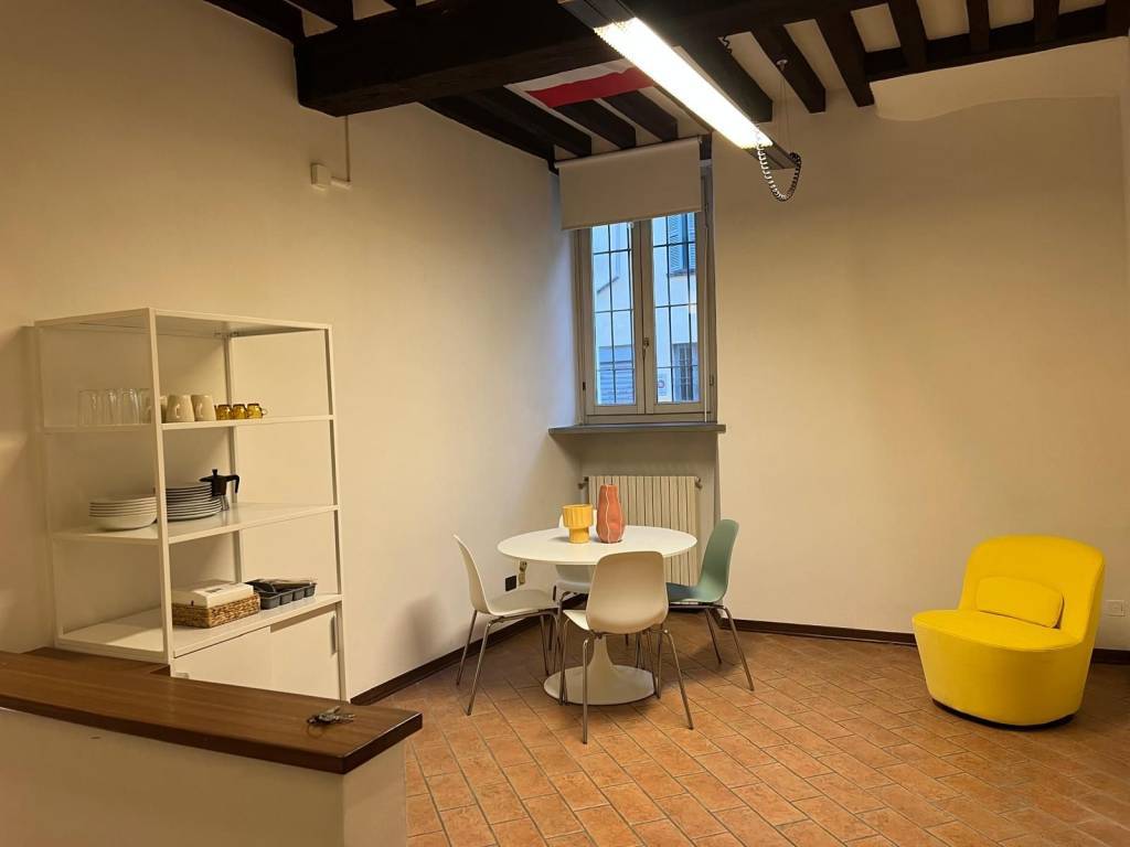 appartamento in vendita a Parma in zona Centro Storico