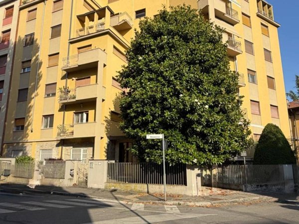 appartamento in vendita a Parma in zona Centro Storico