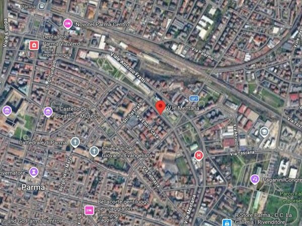 appartamento in vendita a Parma in zona Centro Storico