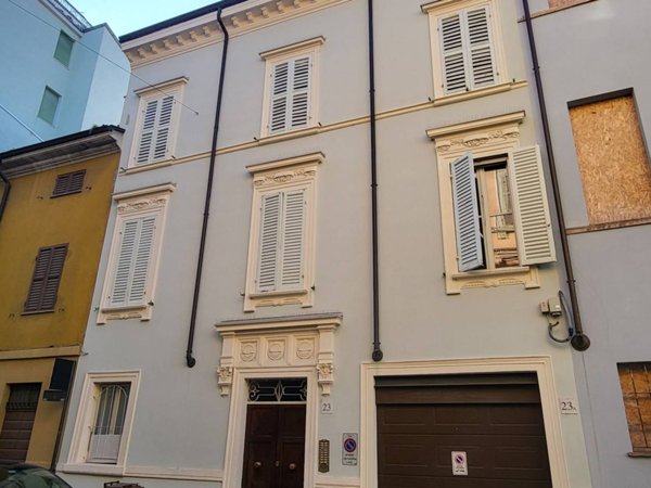 appartamento in vendita a Parma in zona Centro Storico