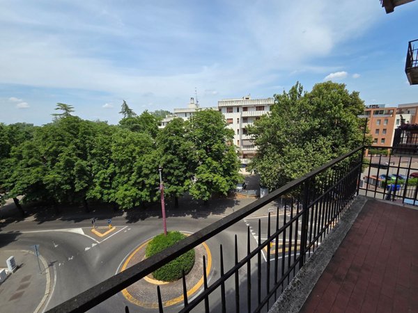appartamento in vendita a Parma in zona Montanara