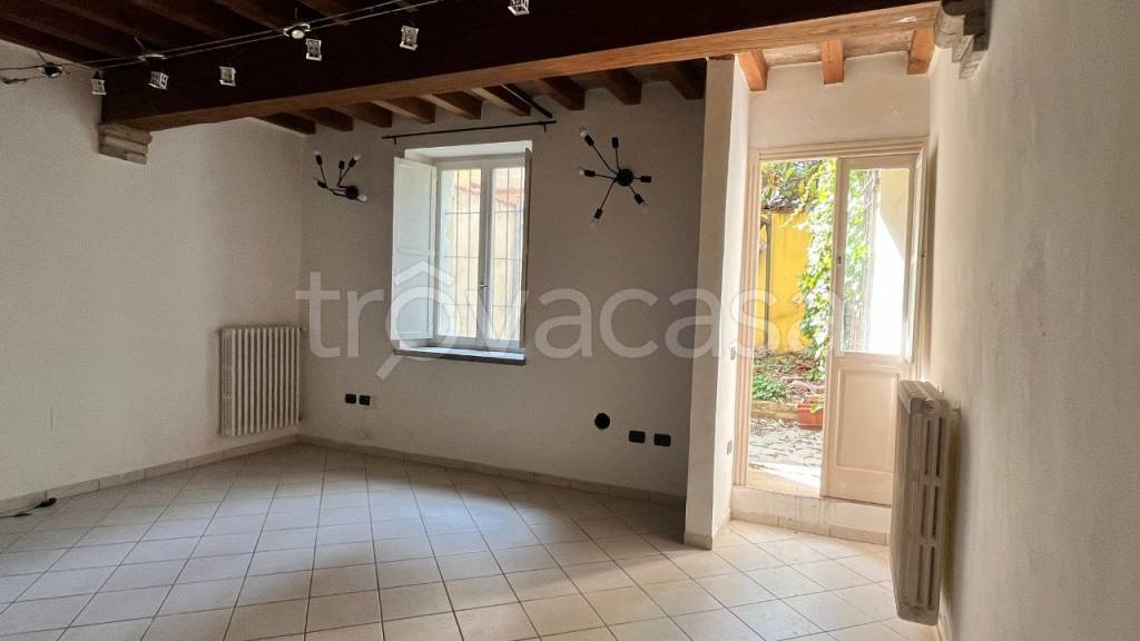 appartamento in vendita a Parma in zona Oltretorrente