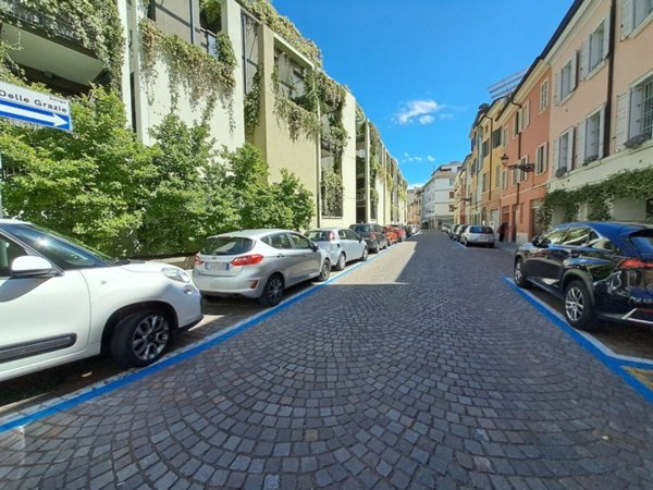 appartamento in vendita a Parma in zona Centro Storico