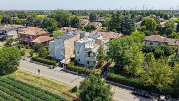 casa indipendente in vendita a Parma in zona Molinetto