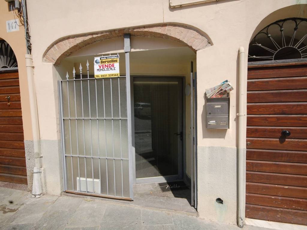 appartamento in vendita a Parma in zona Oltretorrente