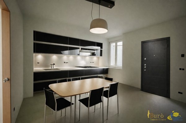 appartamento in vendita a Parma in zona Centro Storico