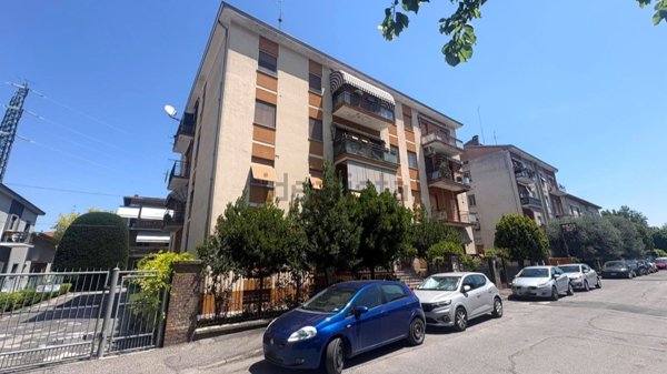 appartamento in vendita a Parma in zona San Leonardo