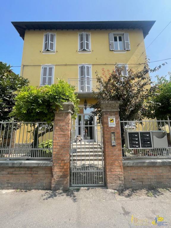 casa indipendente in vendita a Parma in zona San Leonardo