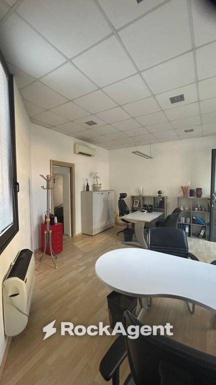 ufficio in vendita a Parma