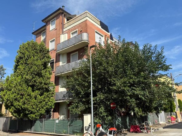 appartamento in vendita a Parma in zona San Leonardo