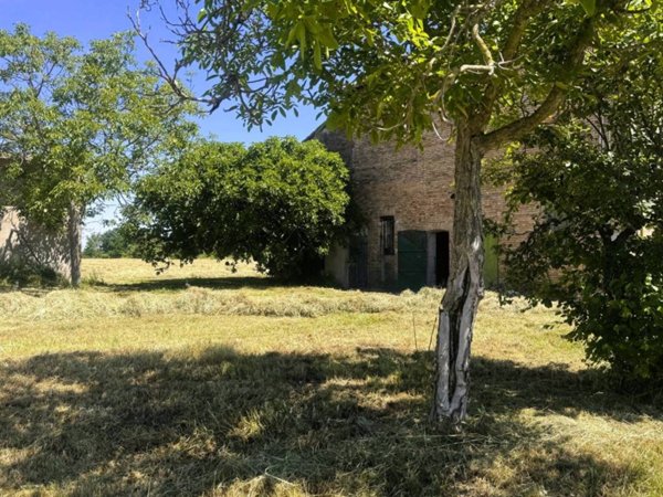 casa indipendente in vendita a Parma in zona San Martino / Paradigna