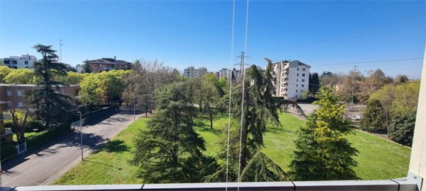 appartamento in vendita a Parma in zona San Lazzaro