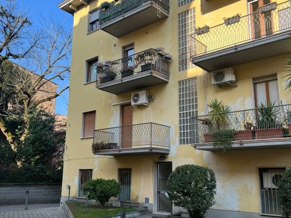 appartamento in vendita a Parma in zona Centro Storico