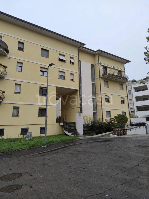 appartamento in vendita a Parma in zona San Leonardo