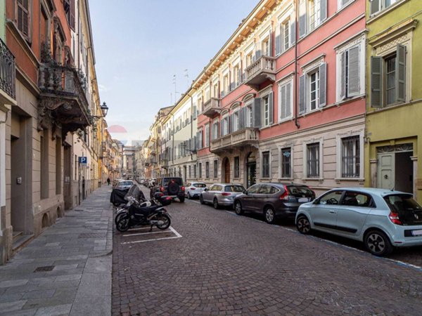 appartamento in vendita a Parma in zona Centro Storico