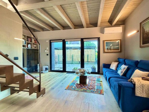 casa indipendente in vendita a Parma in zona Vicofertile