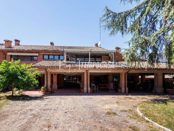 appartamento in vendita a Parma in zona Corcagnano