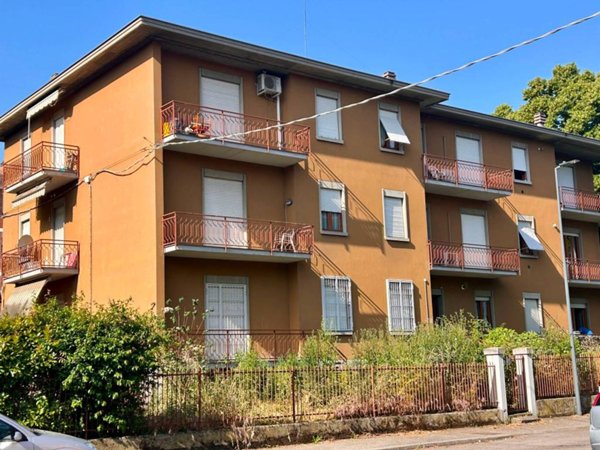 appartamento in vendita a Parma in zona Montanara