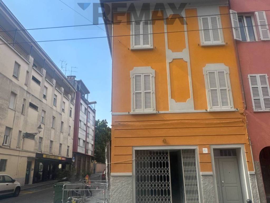 negozio in vendita a Parma in zona Centro Storico