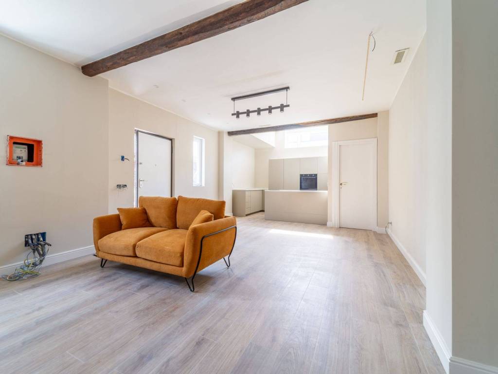 appartamento in vendita a Parma in zona Carignano