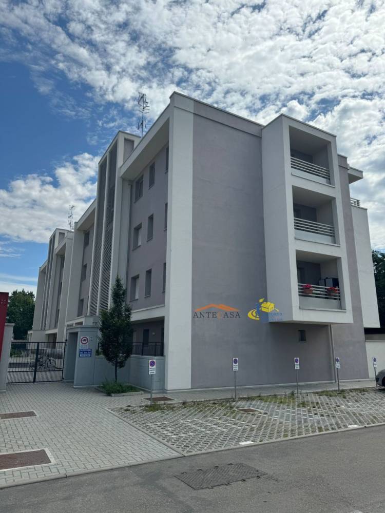 appartamento in vendita a Parma in zona Centro Storico