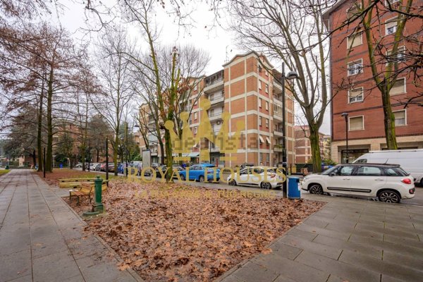 appartamento in vendita a Parma in zona Cittadella