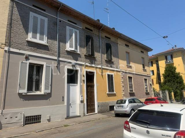 casa indipendente in vendita a Parma in zona Oltretorrente