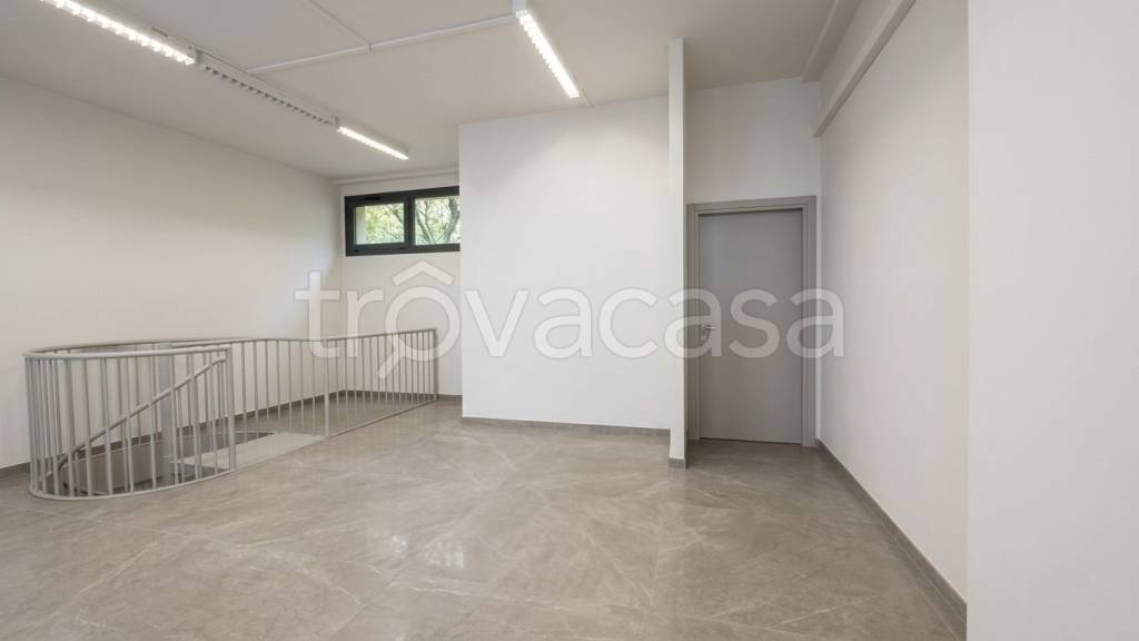 negozio in vendita a Parma in zona Cittadella