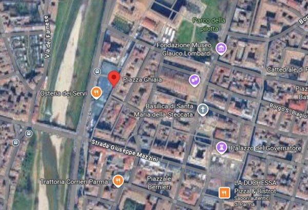 negozio in vendita a Parma in zona Centro Storico