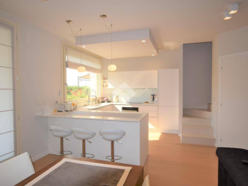 casa indipendente in vendita a Parma in zona Gaione