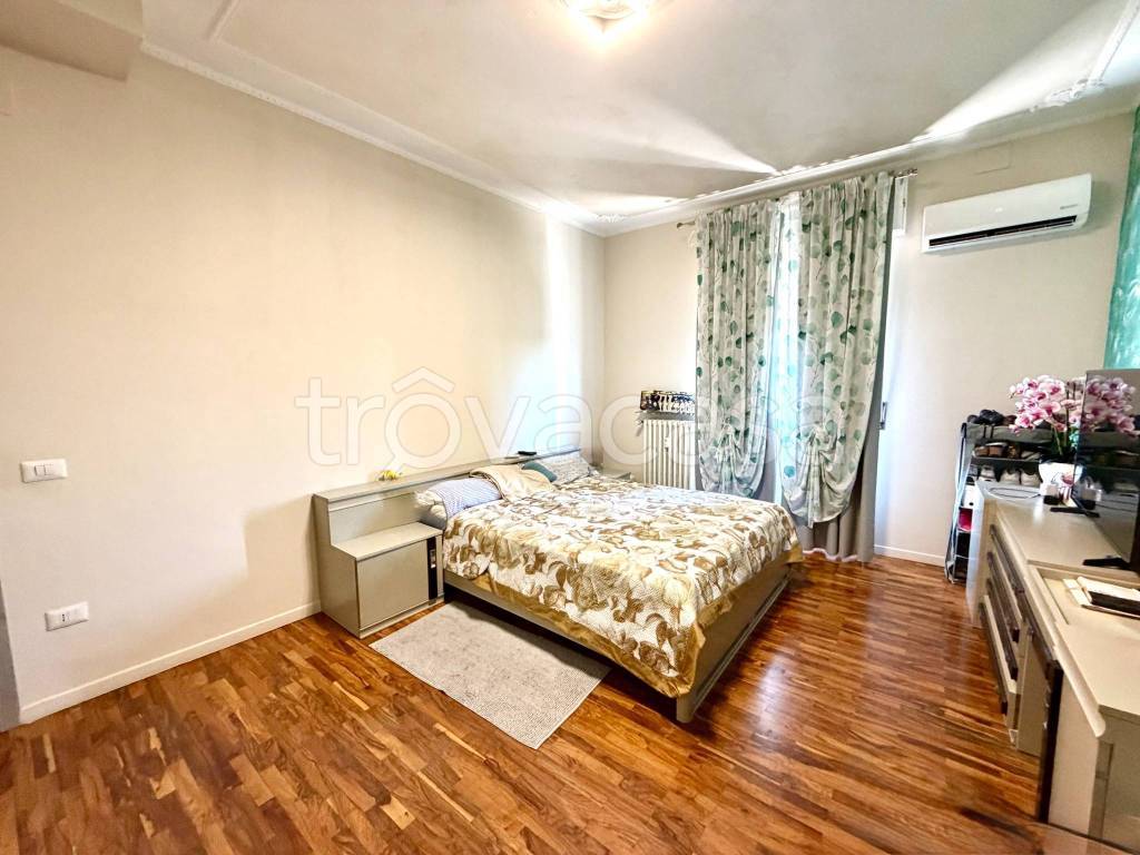 appartamento in vendita a Parma in zona San Leonardo