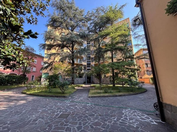 appartamento in vendita a Parma in zona Centro Storico