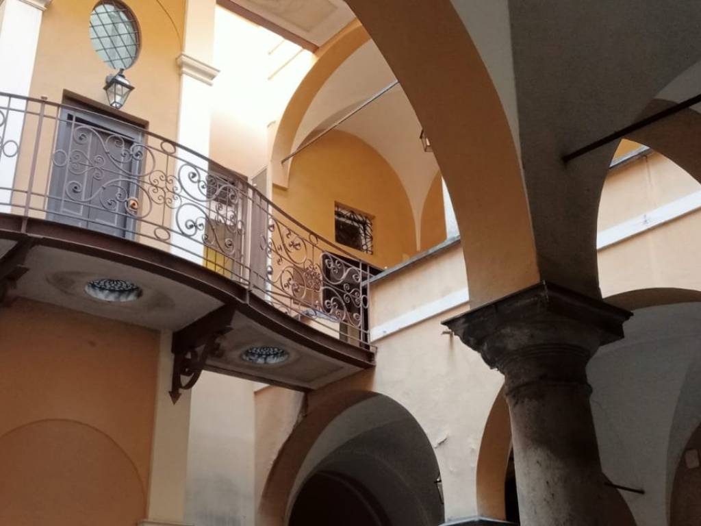 appartamento in vendita a Parma in zona Centro Storico