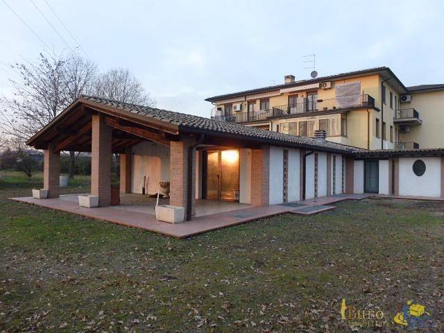 negozio in vendita a Parma in zona San Pancrazio