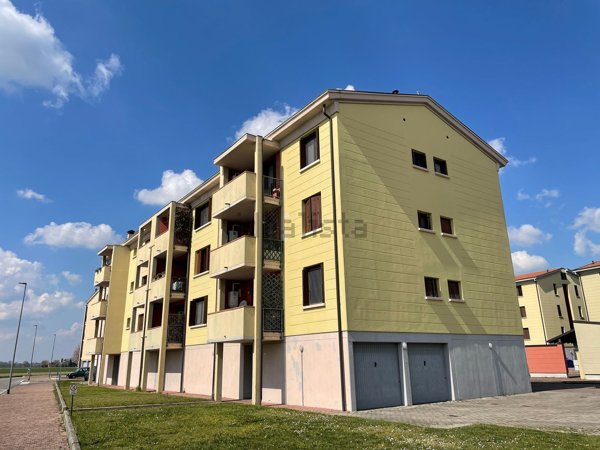 appartamento in vendita a Parma in zona Baganzola