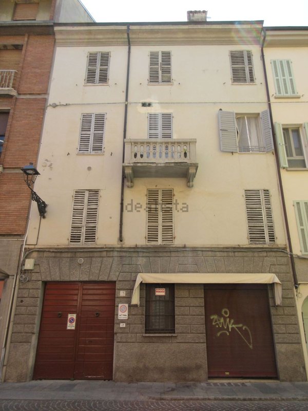 appartamento in vendita a Parma in zona Centro Storico