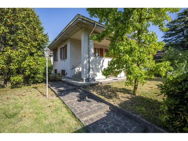 casa indipendente in vendita a Parma in zona San Lazzaro