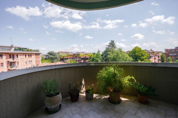 appartamento in vendita a Parma in zona Cittadella