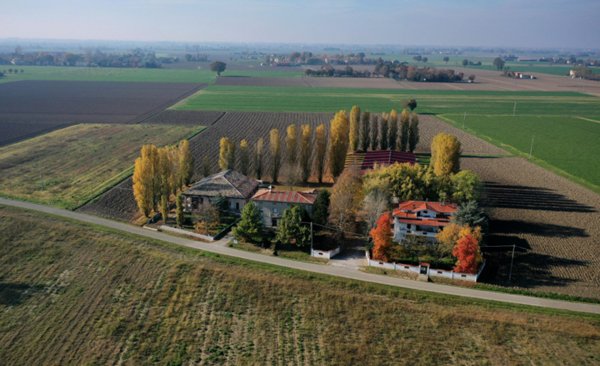 casa indipendente in vendita a Parma