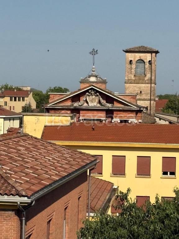 appartamento in vendita a Parma in zona Oltretorrente