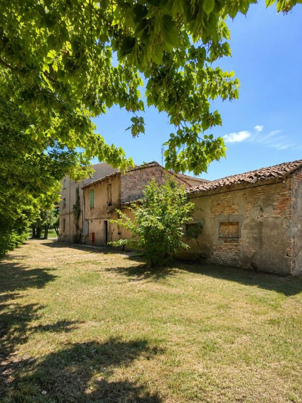 casa indipendente in vendita a Parma