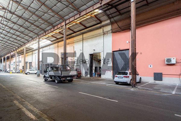 locale di sgombero in vendita a Parma