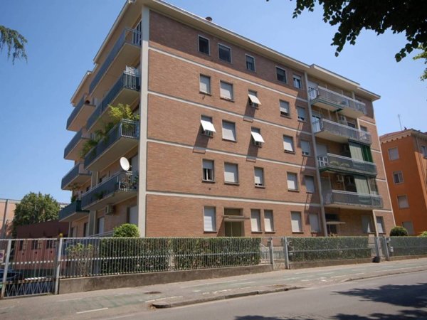 appartamento in vendita a Parma in zona Molinetto