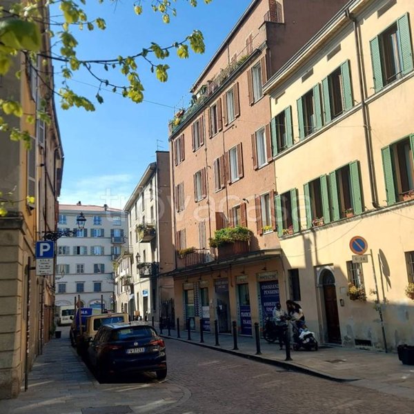 appartamento in vendita a Parma in zona Oltretorrente