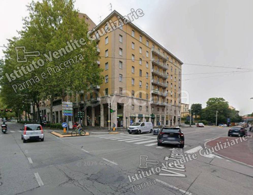 negozio in vendita a Parma in zona Centro Storico