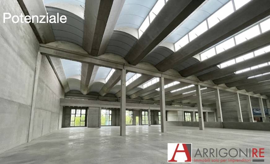 locale commerciale in vendita a Parma in zona Moletolo