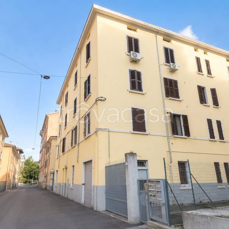 appartamento in vendita a Parma in zona San Leonardo