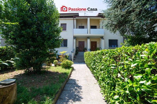 casa indipendente in vendita a Parma in zona San Pancrazio