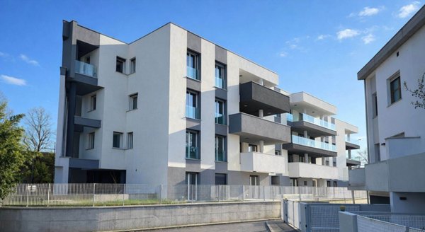 appartamento in vendita a Parma in zona Molinetto