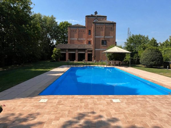 casa indipendente in vendita a Parma in zona Gaione